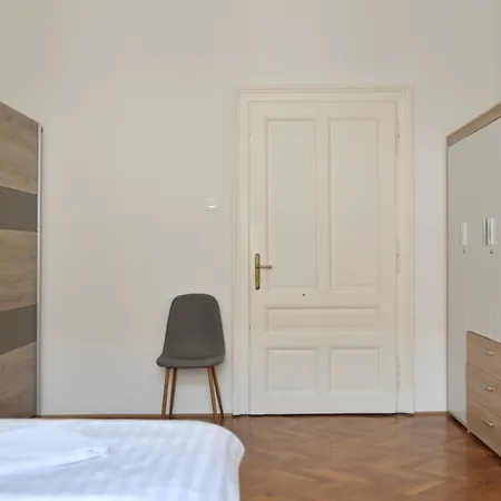 Trdinova Lägenhet Ljubljana